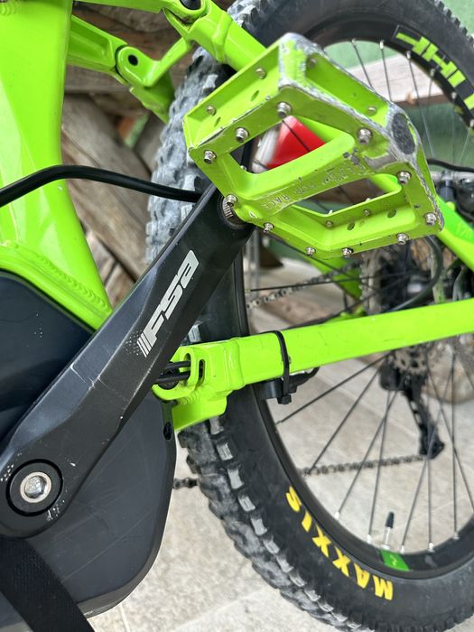 Cube stereo hybrid 120 schimb cu auto sau scuter