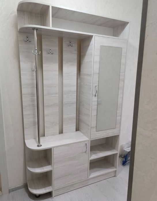 Мебель кухонный гарнитур шкаафы