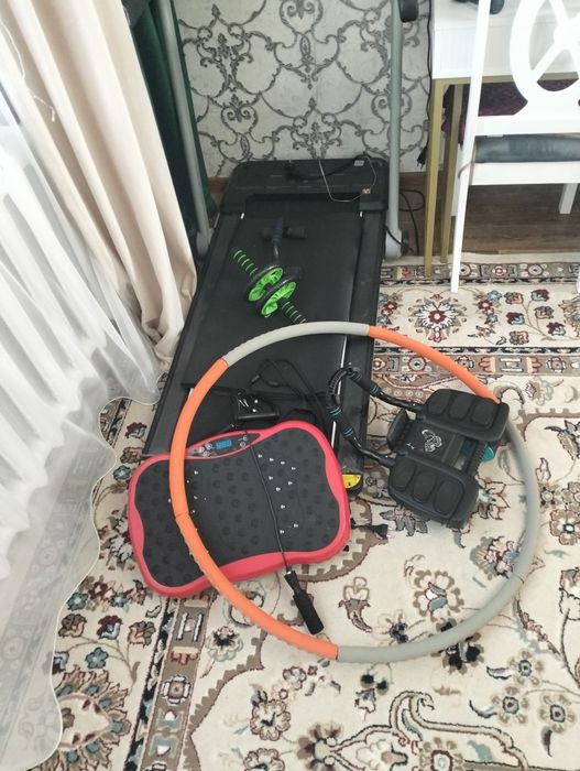 Продам беговую дорожку