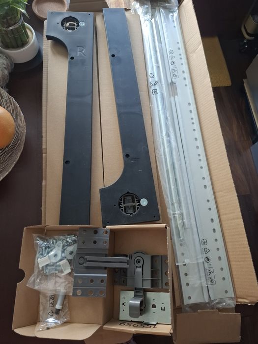 Плъзгащи панти за вградена съдомиялня