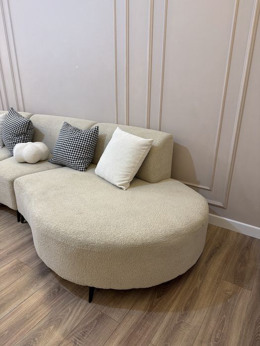 Диван  не раскладной