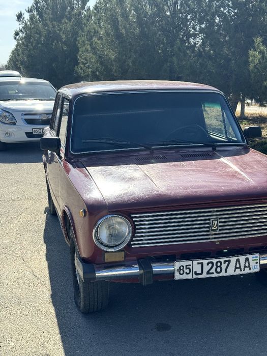 Жигули Ваз 21 01 холати яхши асвэжит болган, йили 1974,  бензин,