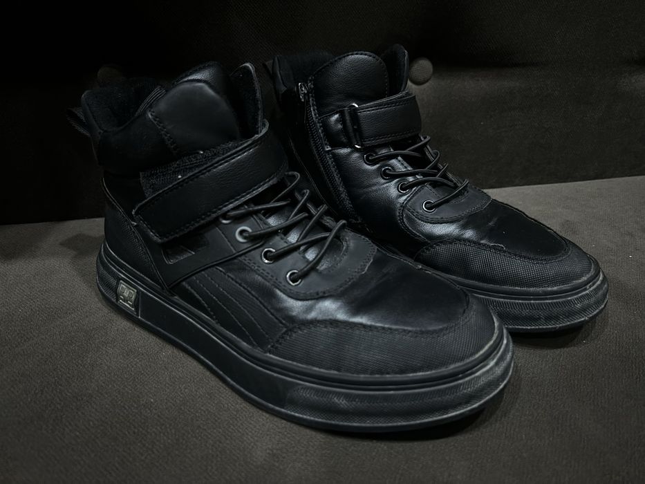 Ботинка сапоги туфли кеды