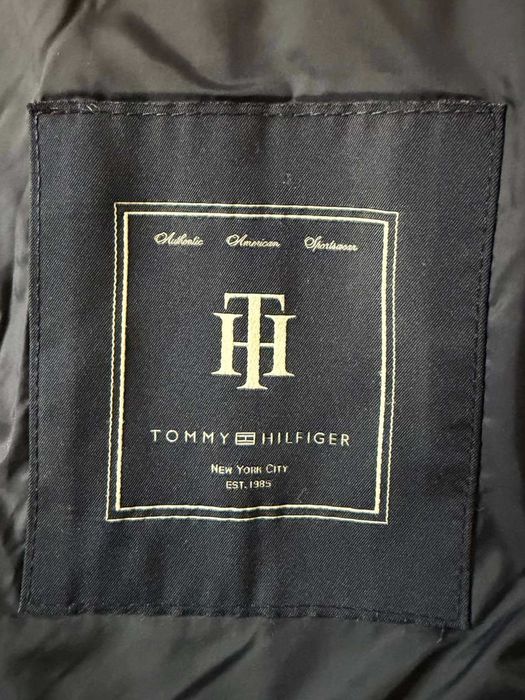 Зимно синьо пухено дамско яке Tommy Hilfiger