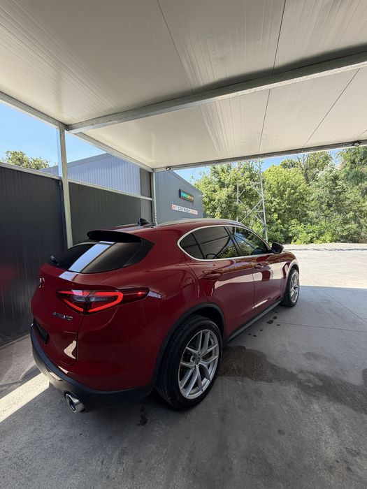 Alfa Romeo Stelvio Ti Lusso Q4