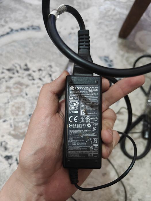 Кабели питания компьютера, VGA,  блок питания