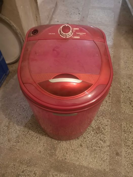 Продавам мини пералня