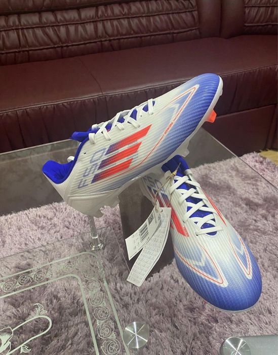 Ghete fotbal adidas F50 League Fg/MG  42,2/3