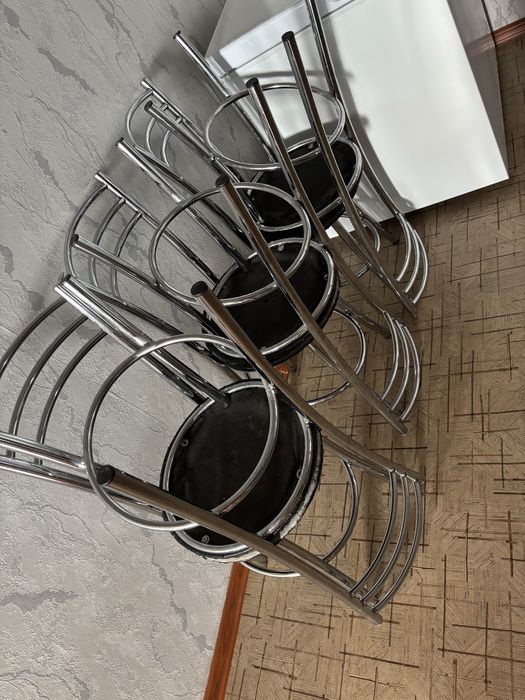 Стулья с метал.каркасом