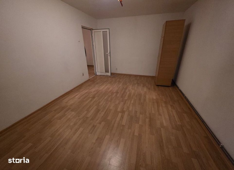 Apartament  3 camere Dacia , 70 metri, etaj 2 Cod:161138