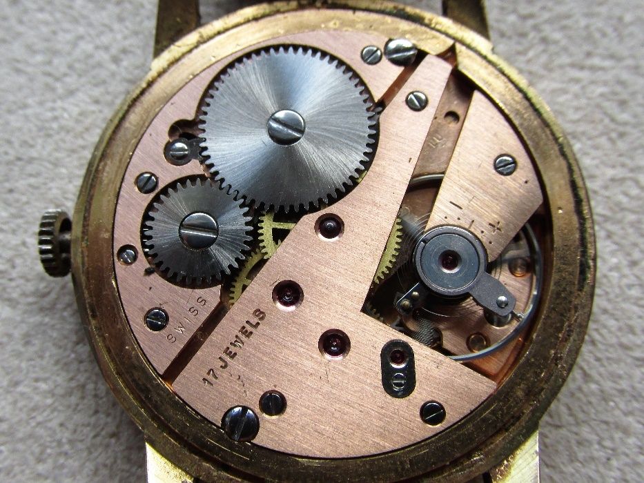 Стар колекционерски швейцарски часовник