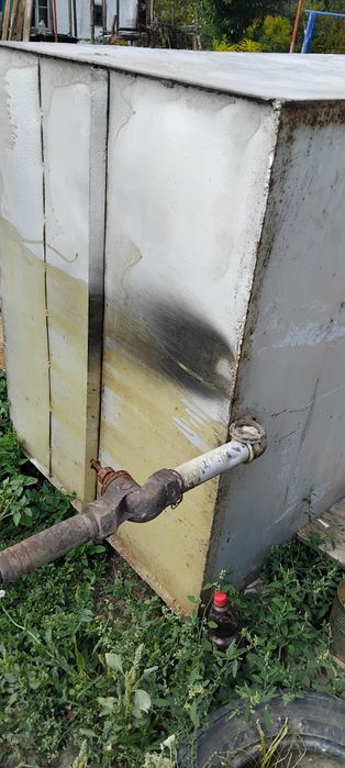 Продается бак хороший