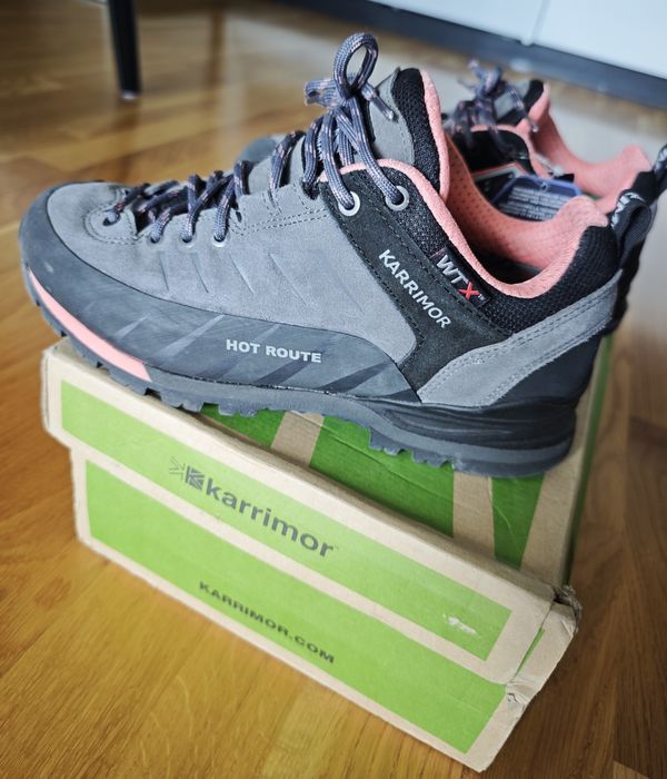 Дамски туристически обувки Karrimor 38.5