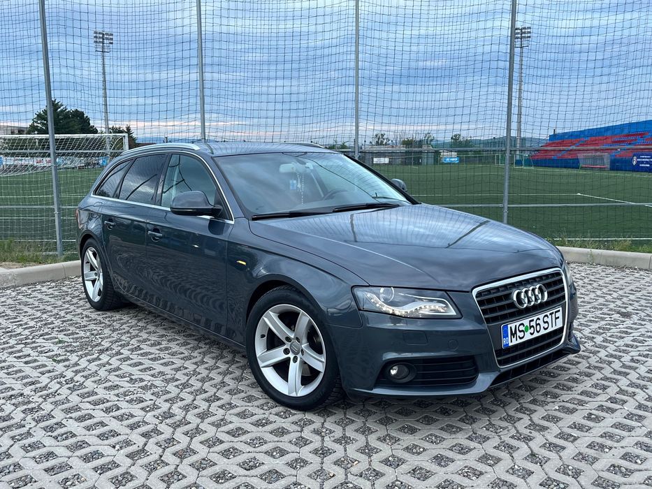 Vând Audi A4 b8