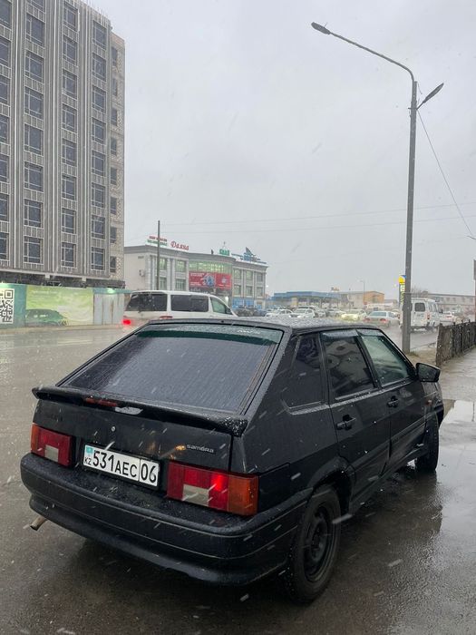 Автомобиль ваз лада 2114