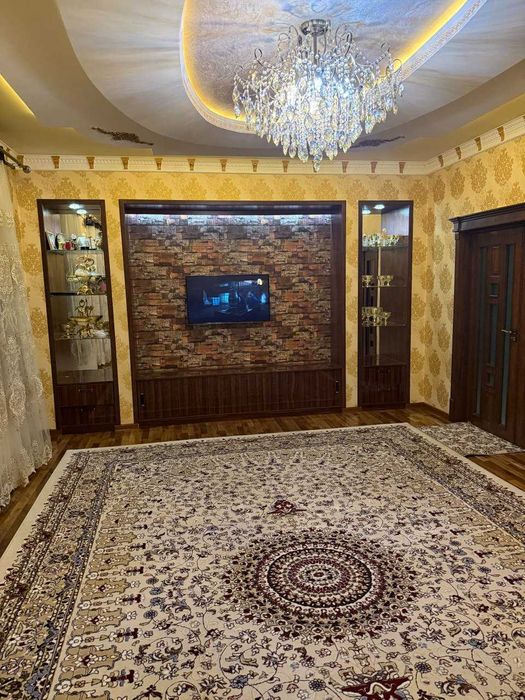 3х комнатная квартира 109кв/м, со всеми удобствами, Вокзал Uz Gaz Oil