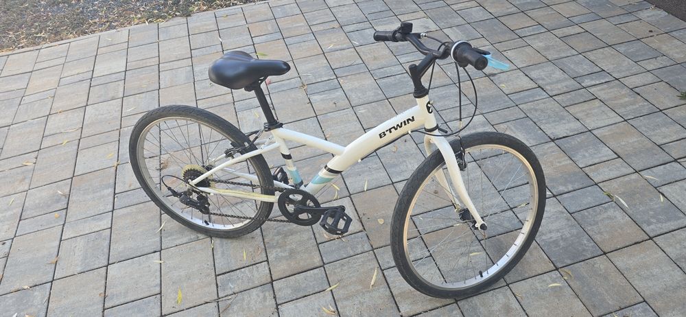 Vând bicicletă copii 24 inch