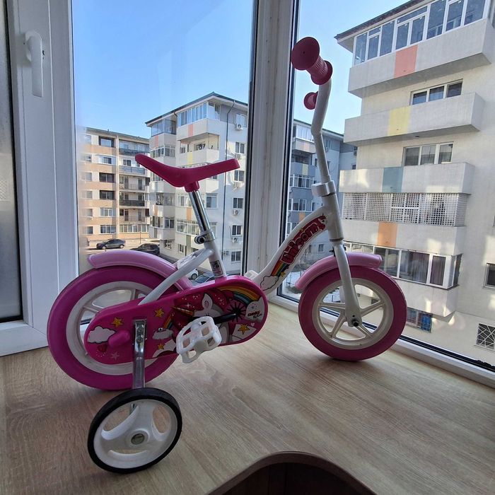 Bicicleta fetita roz