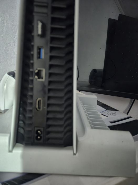 PS5 + 2 геймпада + SSD 1TB + подписка Deluxe