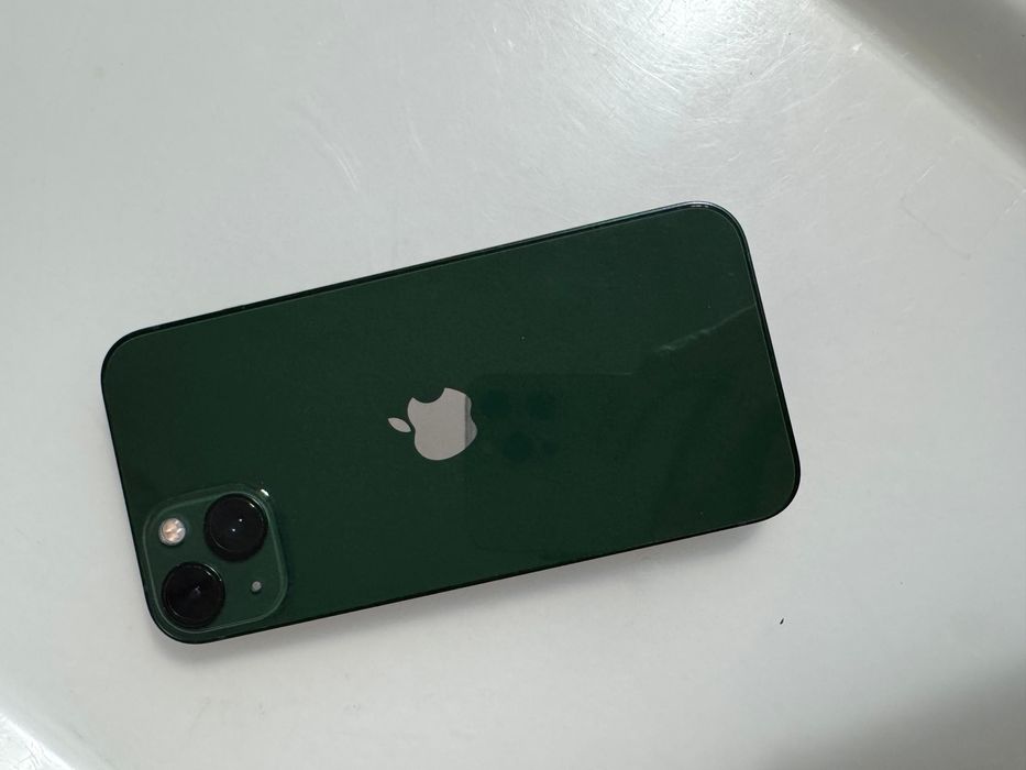 Продам iphone 13 256gb