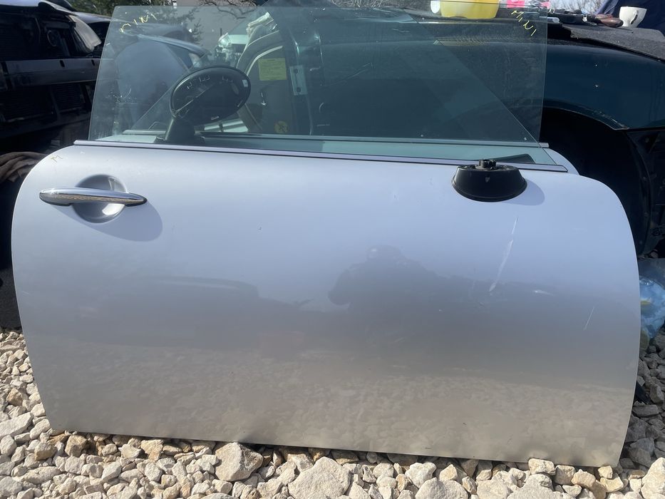 Врата/Врати/Дясна/Mini Cooper One/2002-2006г./Купър