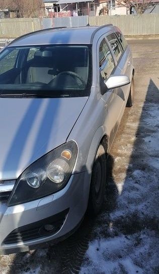 Vând Opel astra h 1 7 cdti