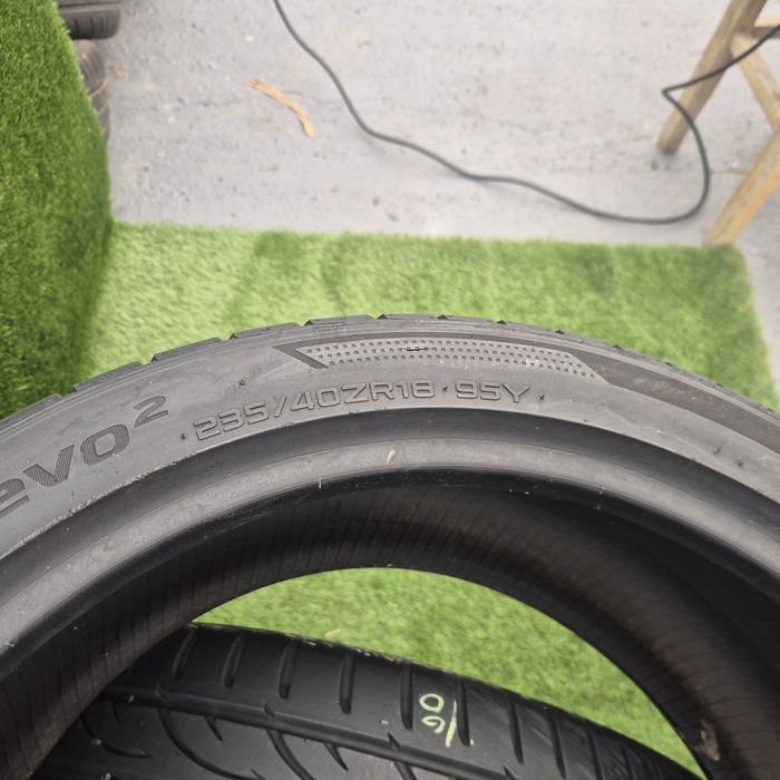 235 40 18 Hankook