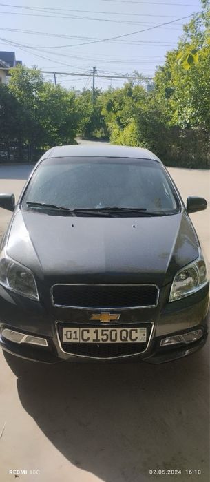 Продаю машину Nexia 3