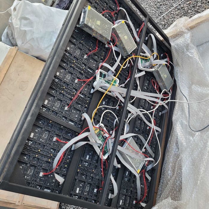 Продам либо обменяю лэд дисплей