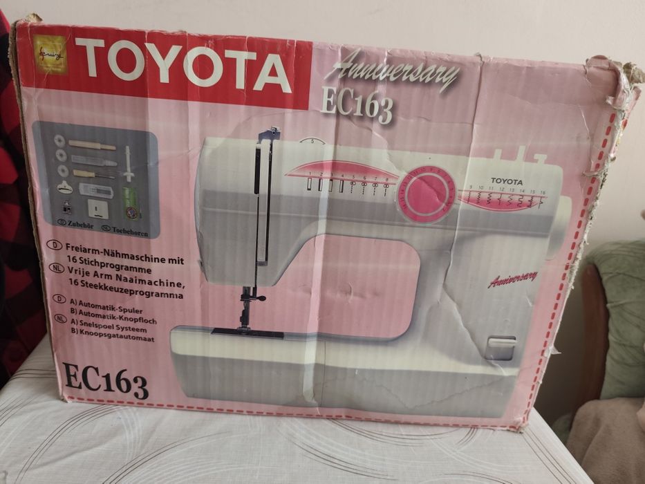 Шевна машина Toyota Anniversary EC163
