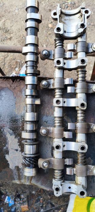 Продам распредвал карамыс Митсубиси галант 1991