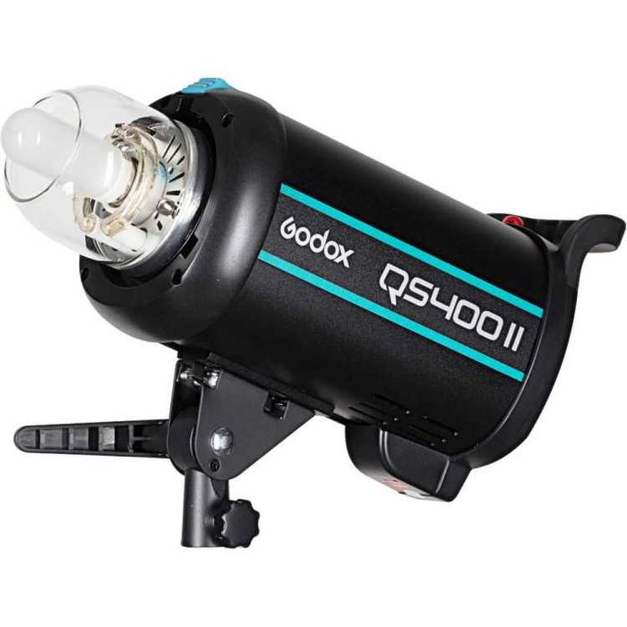 Студийна светкавица Godox QS400II