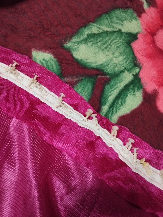 Продам шторы б/у.