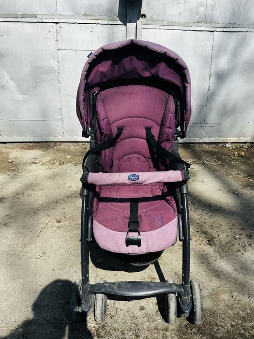 Продам коляску Чико