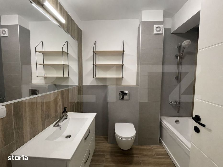 Apartament nou, 2 camere, 55 mp, balcon generos, parcare, zona Terra