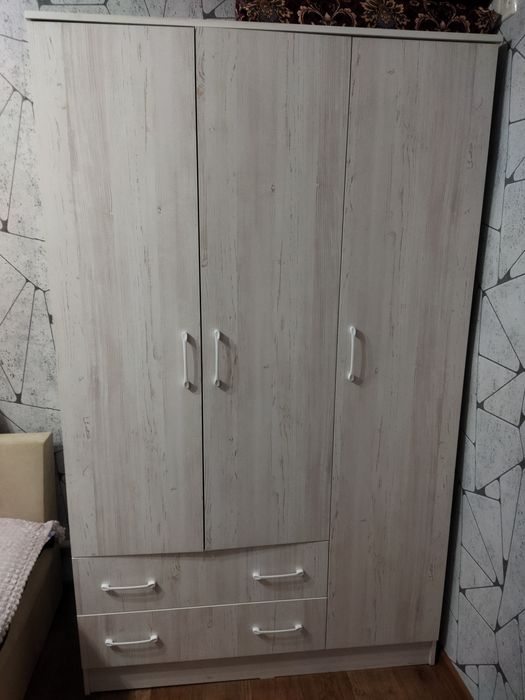 Шкафы для спальни