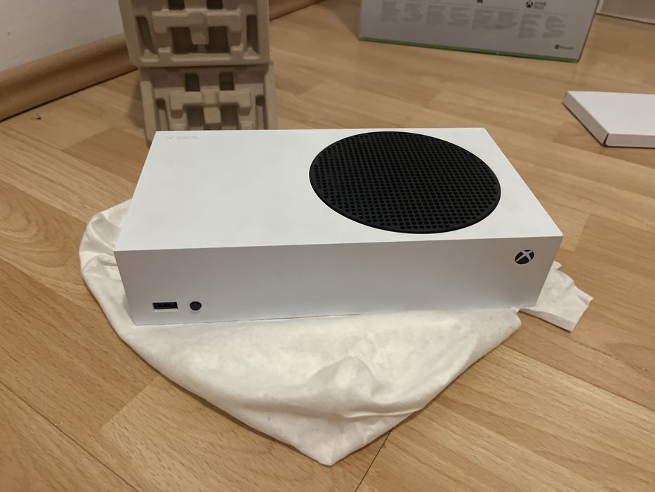 Xbox  Series S aproape nou