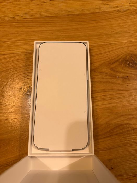 *Нов*Iphone 17 Pro max 256GB Silver