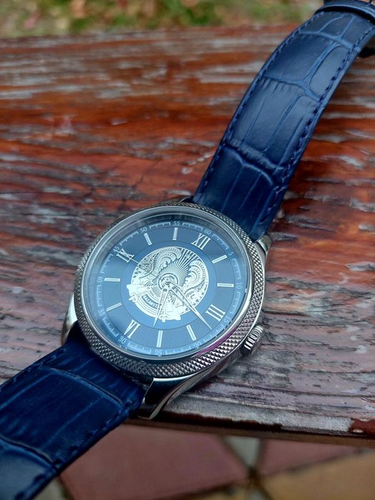 Часы с Гербом РК (символика)