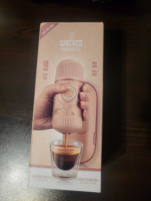 Преносима машина за кафе,защитен калъф и адаптер за капсули NS, WACACO