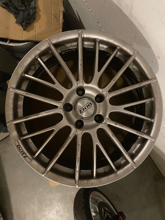 Джанти DOTZ 18 J8 et45 5×114.3