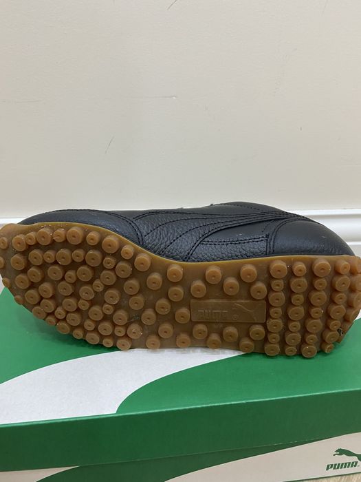 Продам кроссовки