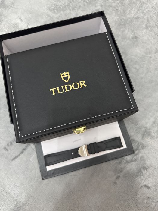 Продам Часы TUDOR. Состояние идеальное
