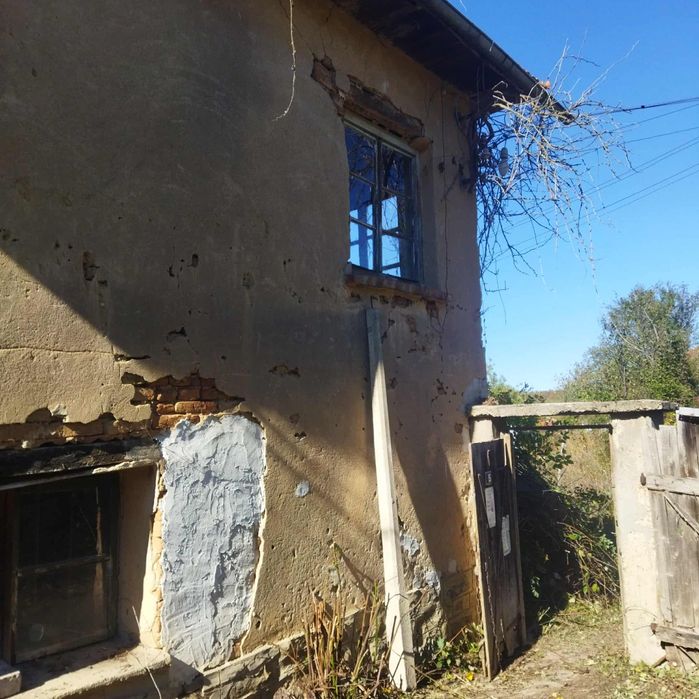 Къща в село Микре