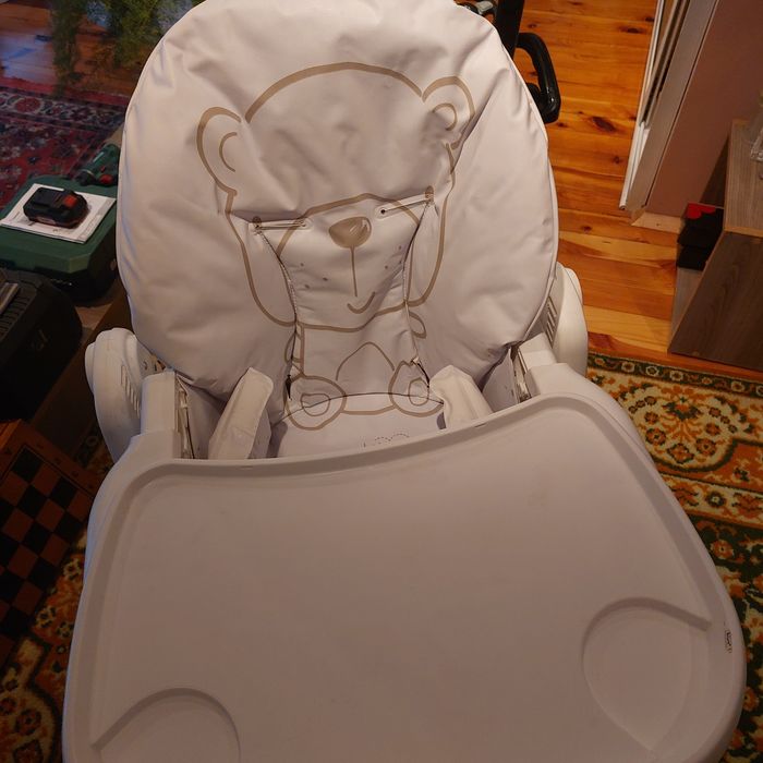 Столче за хранене за бебе