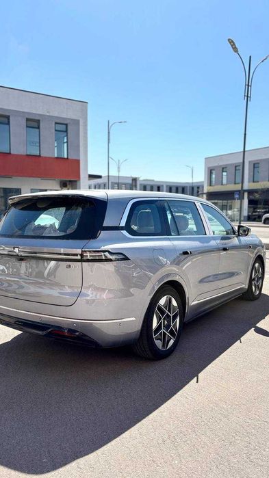 deepal s09 2-pozitsa