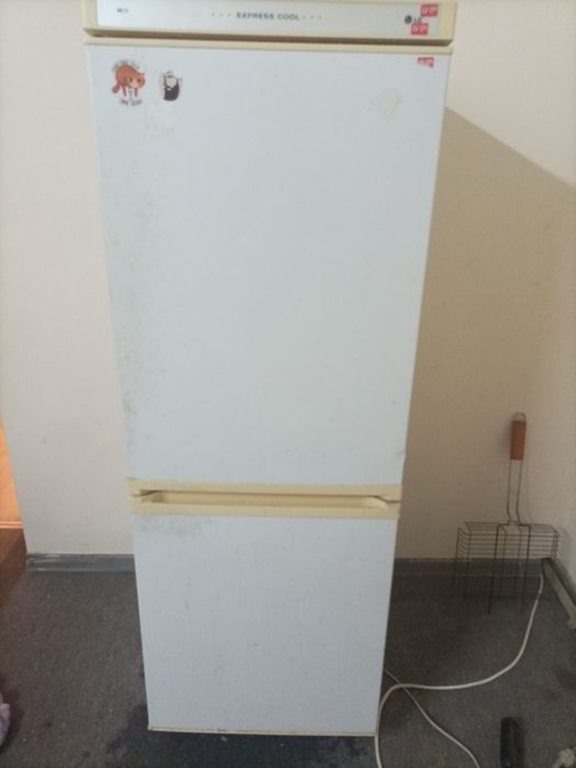 Продам холодильник