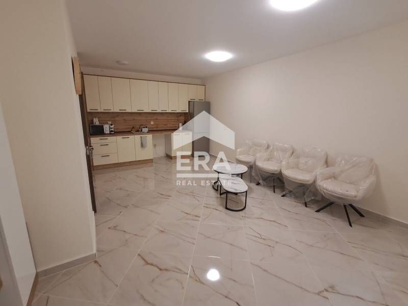 Двустаен, ексклузивен, ремонтиран и обзаведен апартамент за продажба,