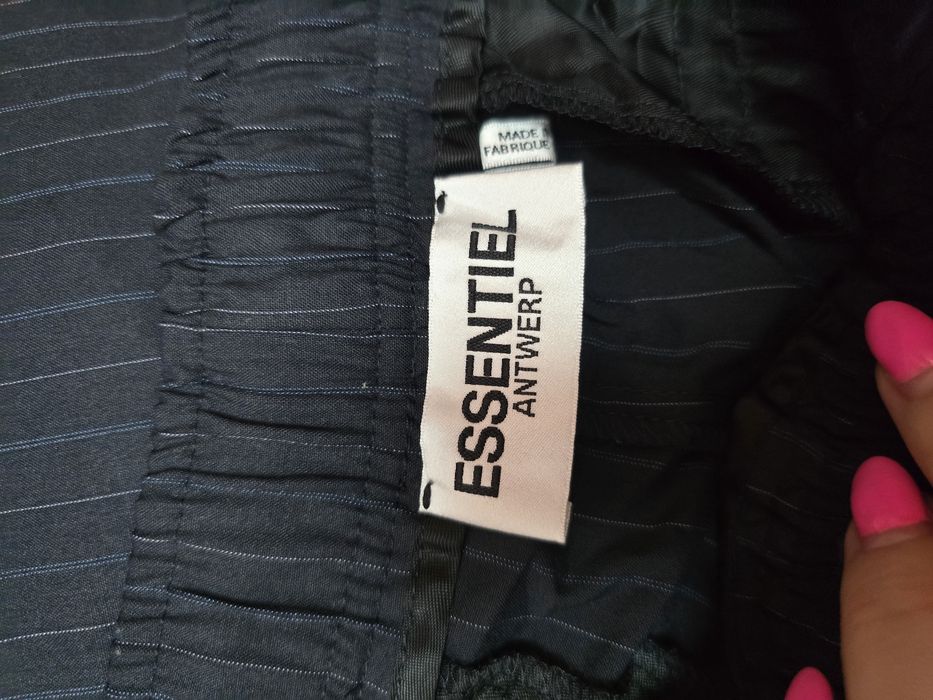 Панталин Essentiel Antwerp