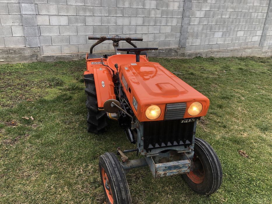 Продавам Kubota B6000